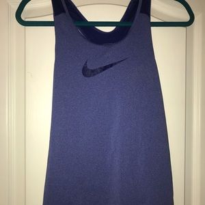 Women’s Nike dri-fit workout top, size small
